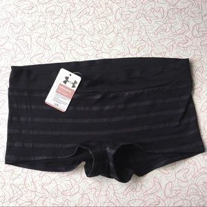 NWT Under Armour Boyshort Underwear